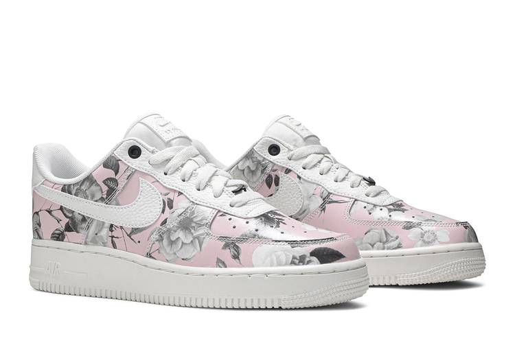 ナイキ 白色 ホワイト エアフォース 'FLORAL ROSE' スニーカー ...
