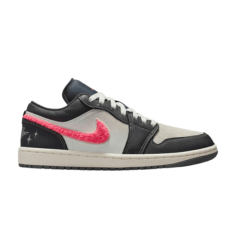 ナイキ エアジョーダン 'LIGHT PUNCH' スニーカー レディース AIR JORDAN WMNS AIR JORDAN 1 LOW SE GRAPHITE HOT / LIGHT GRAPHITE HOT PUNCH MUSLIN