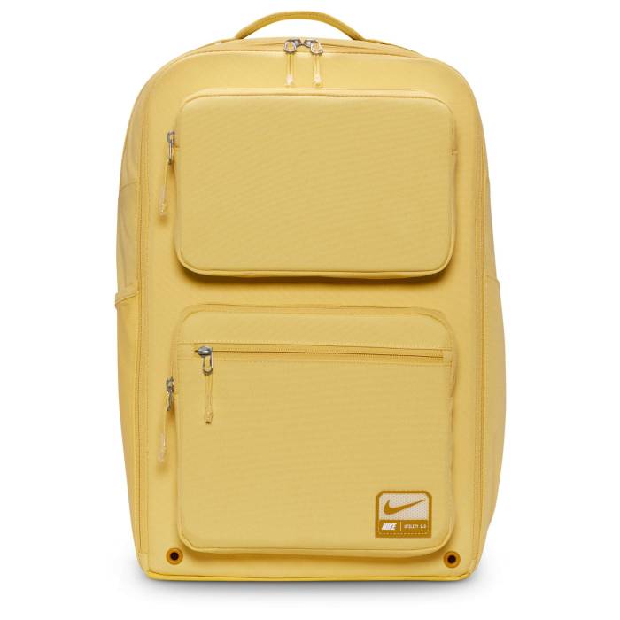ナイキ Nike 【 Utility Speed Backpack 2.0 Adult Saturn Gold/Saturn Gold/Ochre 】 Speed スピード バックパック バッグ リュックサック ユニセックス ゴールド 25,382円