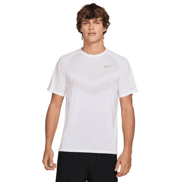 ナイキ Nike 【 Dri-Fit Adv Stride Ss Top Men's White/Reflective Silver 】 ドライフィット メンズ 白色 ホワイト Silver 銀色・シルバー