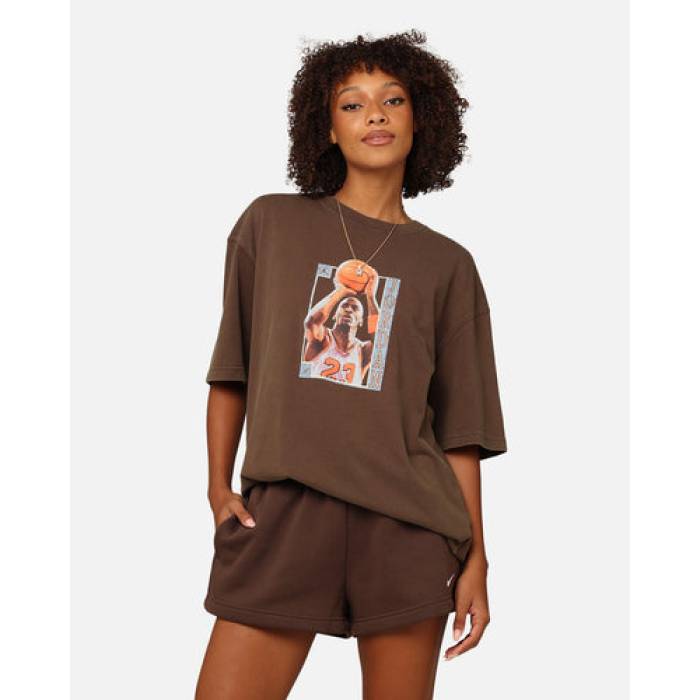 ナイキ ジョーダン Jordan 【 Oversized Graphic T-Shirt Egend Coffee Womens Baroque Brown/L 】 グラフィック ティーシャツ レディース 赤銅色 赤銅色