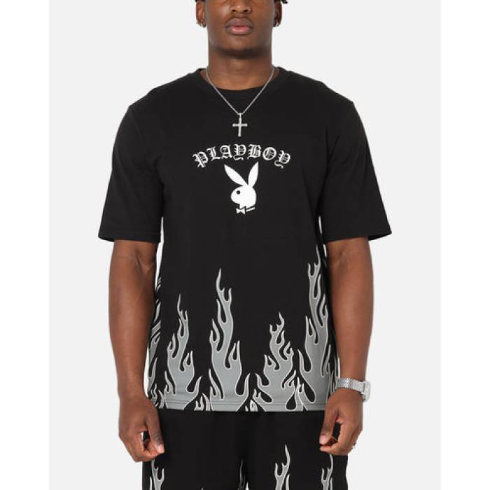 Playboy 【 Gothic Flames T-Shirt Mens Black 】 フレームス プルオーバー メンズ 黒いこと 黒いこと