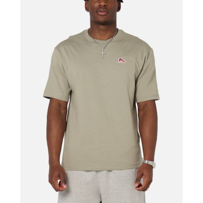 ナイキ ジョーダン Jordan 【 Brand Sneaker Patch Crewneck T-Shirt Mens Khaki/Black 】 靴 スニーカー プルオーバー メンズ カーキ 黒いこと 黒いこと