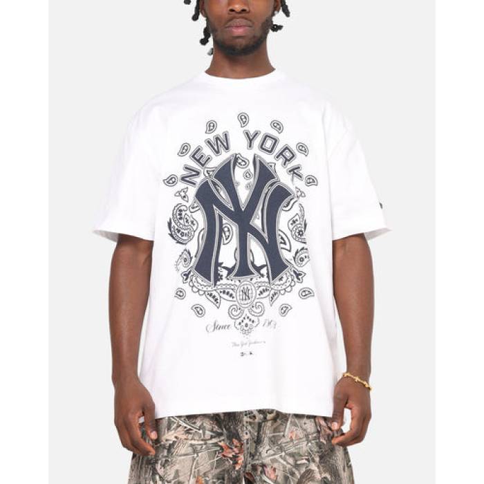 ニューエラ New Era 【 New York Yankees Paisley Oversized T-Shirt Mens White 】 ヤンキース Tシャツ メンズ 白色 ホワイト