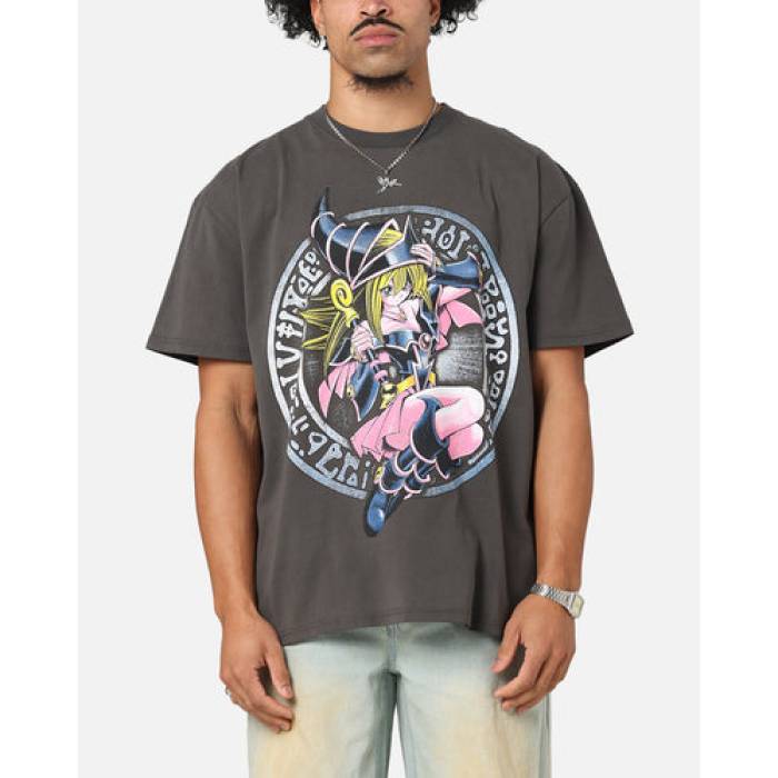 Goat Crew 【 X Yu-Gi-Oh! Dark Magician Girl Card Heavy T-Shirt Mens Black Wash 】 プルオーバー メンズ 黒いこと 黒いこと