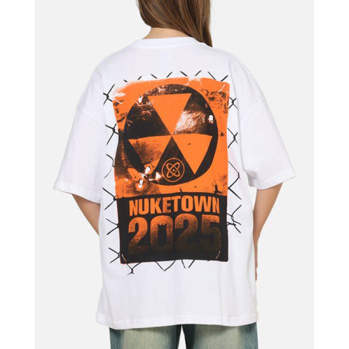 73Studio 【 X Call Of Duty Black Ops Ii Nuketown 25 T-Shirt Womens White 】 黒色 ブラック Tシャツ レディース 白色 ホワイト