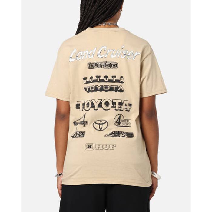 ハフ Huf 【 X Toyota Rosetta T-Shirt Womens Sand 】 Tシャツ レディース 砂色・サンド