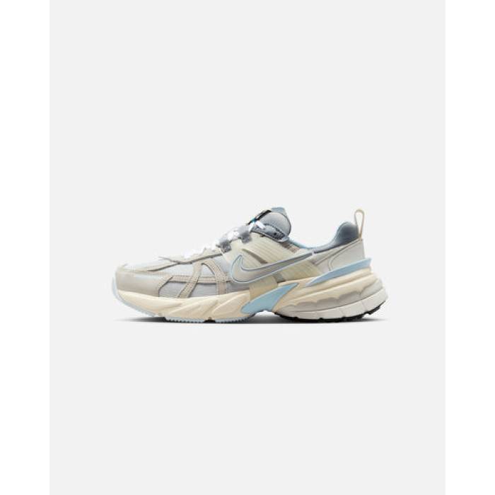 ナイキ Nike 【 V2K Run Womens Light Bone 】 幽客 レディース