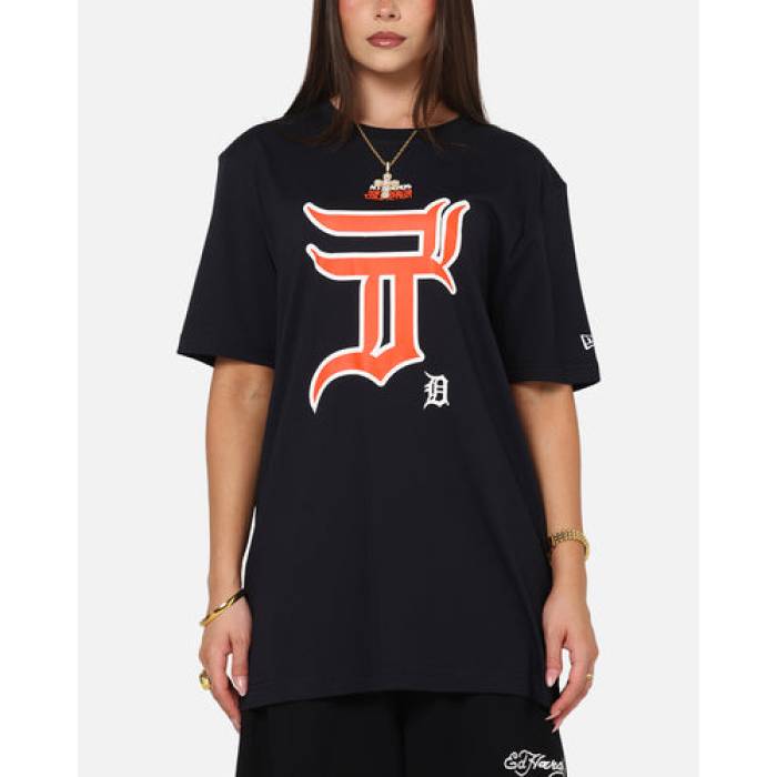 ニュー内鰓 New Era 【 Detroit Tigers \u0027Hyperfly Katakana X Mlb\u0027 T-Shirt Womens Navy 】 自動車の街 タイガース プルオーバー レディース 紺色 米国海軍