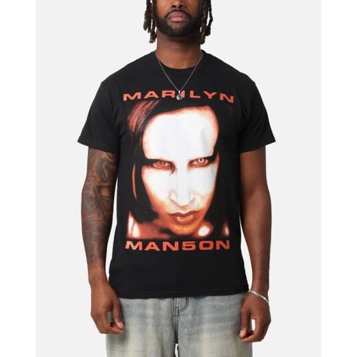 Marliyn Manson 【 Marilyn Manson Bigger Than Satan T-Shirt Mens Black 】 プルオーバー メンズ 黒いこと 黒いこと