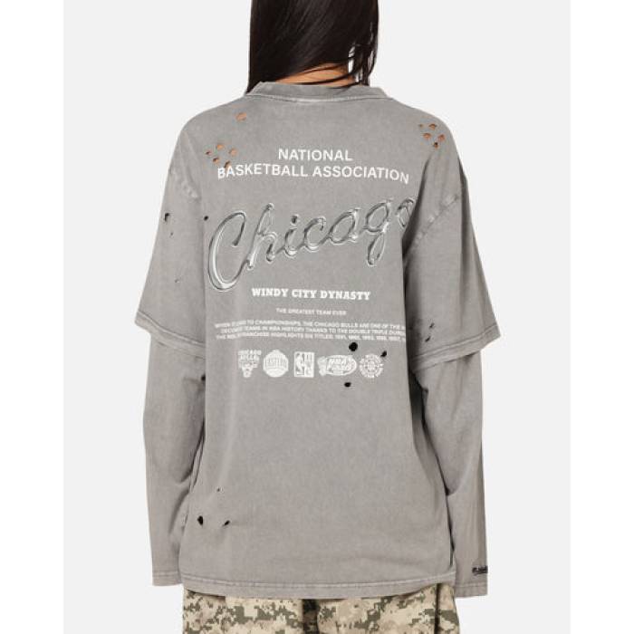 ミッチェル\u0026ネス Mitchell \u0026 Ness 【 Chicago Bulls Chromed Mock Long Sleeve T-Shirt Gunmental Grey Womens Gunmetal Grey 】 風の強い町 ブルズ Sleeve 捩り プルオーバー 薄墨色 薄墨色 レディース 薄墨色 薄墨色