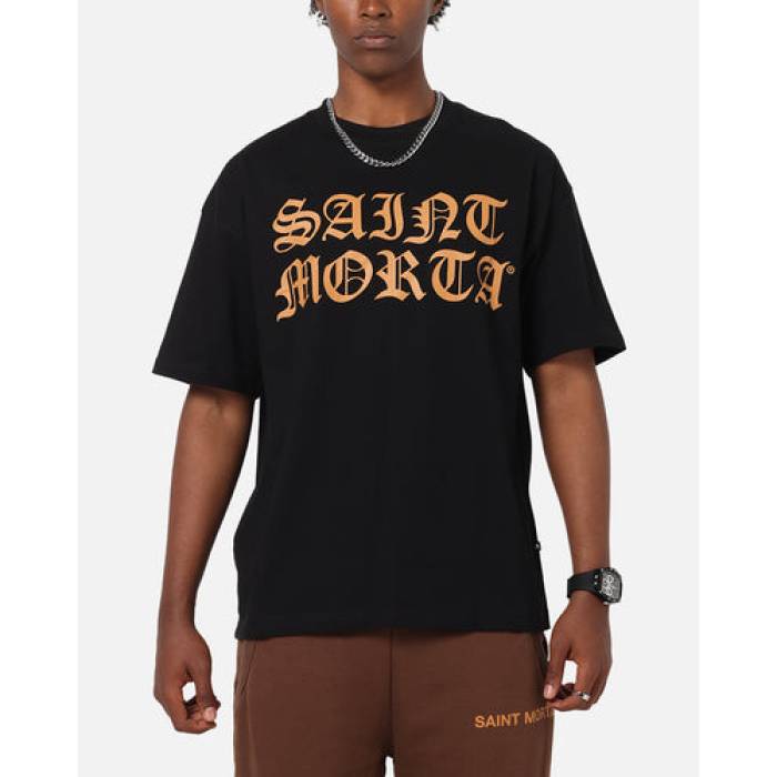 Saint Morta 【 Sacred Script T-Shirt Mens Black 】 原作 ティーシャツ メンズ 黒いこと 黒いこと