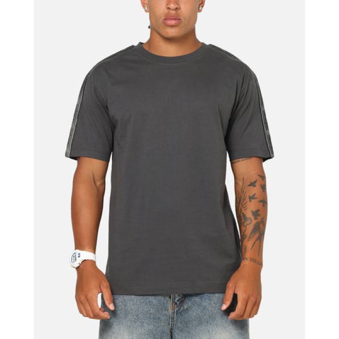 はやりっ児 Champion 【 Lux Taping T-Shirt Le Femme Nikita Mens La Femme Nikita 】 プルオーバー メンズ 天使の都市