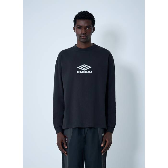 アンブロ Umbro 【 Logo Motif T-Shirt Men Blk 】 ロゴ Tシャツ メンズ