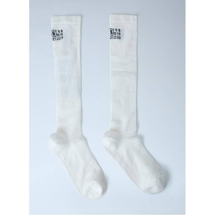 住み家 マルジェラ Mm6 Maison Margiela 【 Ribbed Knit Knee-High Socks Women Wht 】 編み物 靴下・ソックス レディース