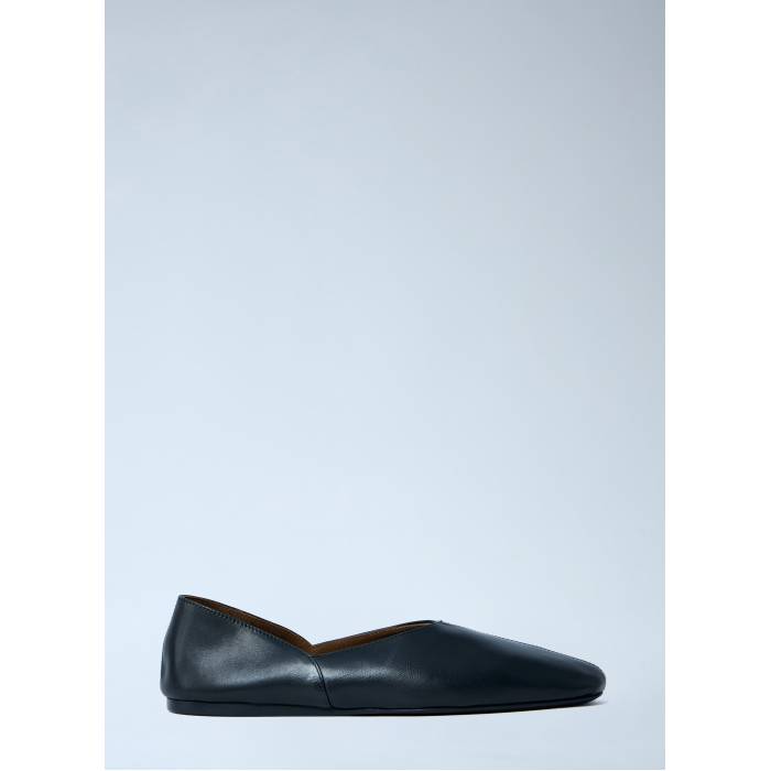 ケイト Khaite 【 Jane Flat Shoes Women Blk 】 シューズ 運動すること靴 レディース