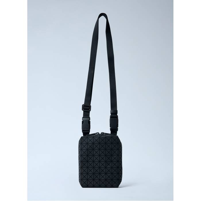 Bao Bao Issey Miyake 【 Beetle Shoulder Bag Women Blk 】 御徒面子 レディース