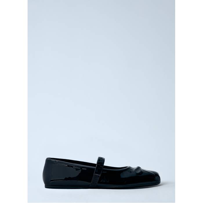 マルニ Marni 【 Patent Mary Jane Shoes Women Blk 】 専売特許 シューズ 運動すること靴 レディース