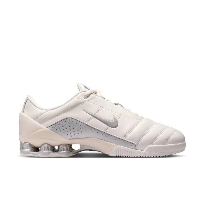 ナイキ Nike 【 W  Total 90 Shox Magia Unisex Sail/Slvr-Ivry 】 Shox ショックス ユニ一発やる