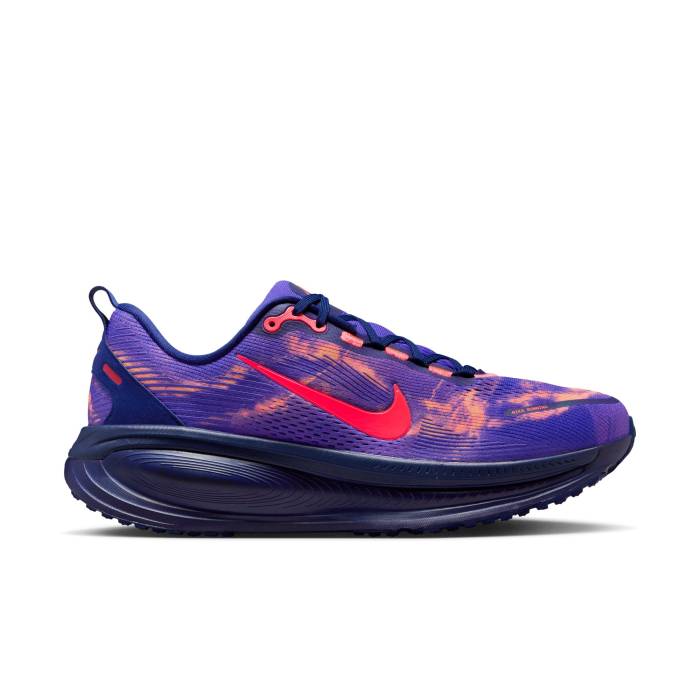 ナイキ Nike 【 Vomero 18 Unisex Ind/Lava/Blu 】 ユニ一発やる
