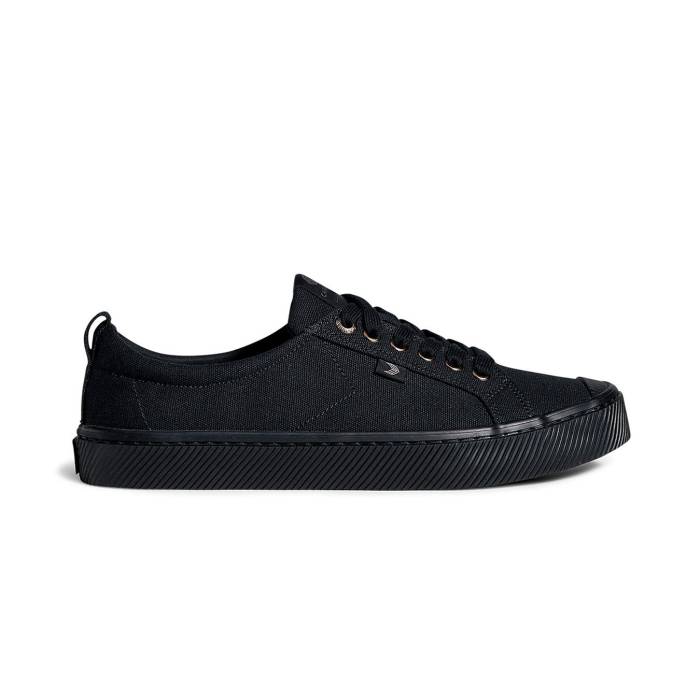 Cariuma 【 Oca Low Men Black 】 メンズ 黒いこと 黒いこと
