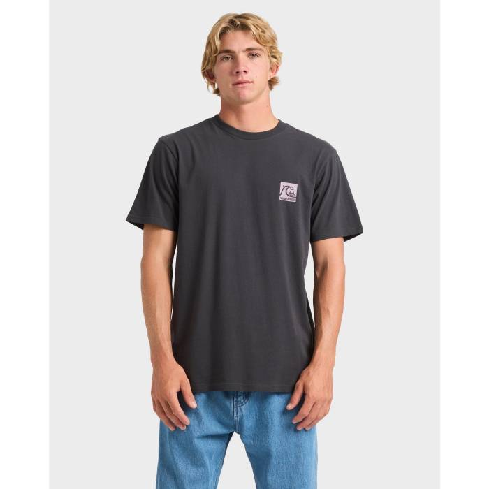 【★百貨店SALE★6/11真夜中2時迄】クイックしろがね色 Quiksilver 【 Mens Og Box Logo T-Shirt Mens Tarmac 】 メンズ ボックス席 ロゴタイプ ティーシャツ メンズ