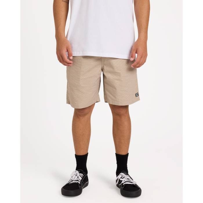 【★百貨店SALE★6/11真夜中2時迄】散らし広告ボン Billabong 【 Mens Slub Walkshorts Mens Straw 】 メンズ メンズ