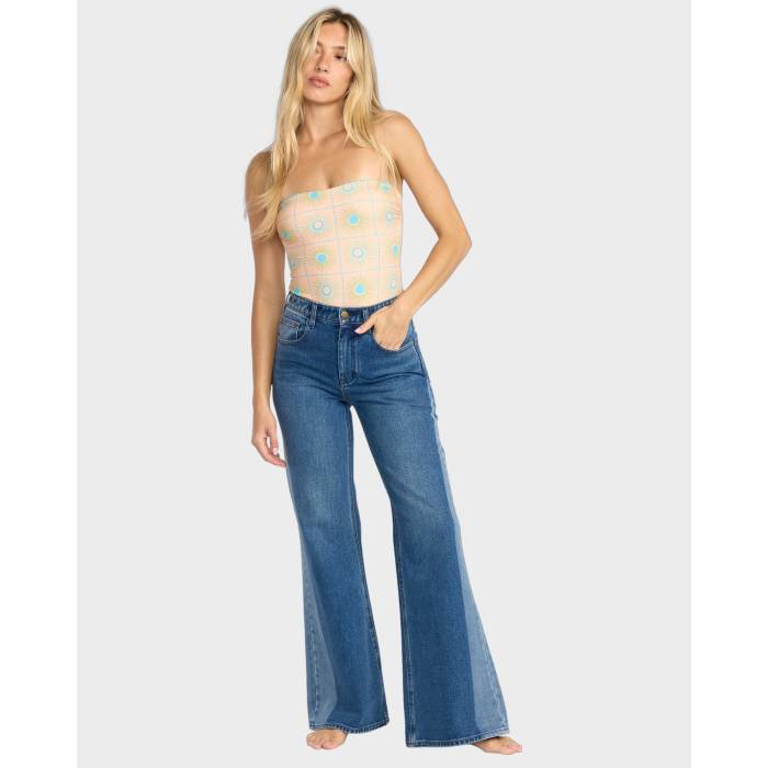 ビラボン Billabong 【 Womens Free Fall Flare Denim Jeans Womens Middle Broken Blue 】 レディース フリー フォール デニム ジーンズ レディース 青色 ブルー