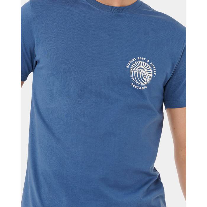 【★百貨店SALE★6/11十二時2時迄】下唇長い巻き毛 Rip Curl 【 Mens Sunsets Destination T-Shirt Mens Light Navy 】 メンズ プルオーバー メンズ 紺色 米国海軍