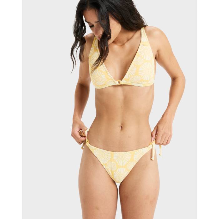 【★百貨店SALE★6/11真夜中2時迄】ロキシー Roxy 【 Womens Tropical Tile Cheeky Bikini Bottom Womens Banana Cream Tropical Tile 】 レディース ズボン ボトムス レディース 皮膚軟化剤