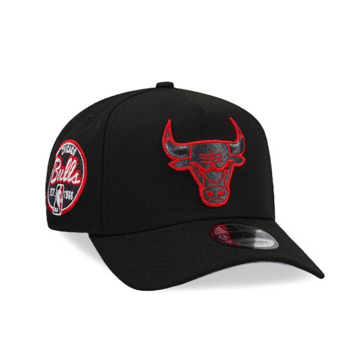 ニューエラ New Era 【 Chicago Bulls All Black Classic Edition 9Forty A Frame Snapback Hat Men Black 】 シカゴ ブルズ 黒色 ブラック クラシック Snapback スナップバック バッグ メンズ 黒色 ブラック｜スニケス