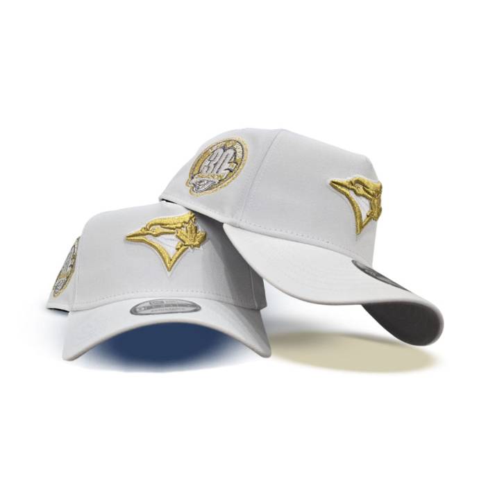 ニューエラ New Era 【 White Toronto Blue Jays Gold Logo Curved Brim Gray Bottom 30Th Season Side Patch A-Frame 9Forty Snapback Unisex 】 白色 ホワイト トロント 青色 ブルー ゴールド ロゴ gray 灰色・グレー・グレイ ズ｜スニケス