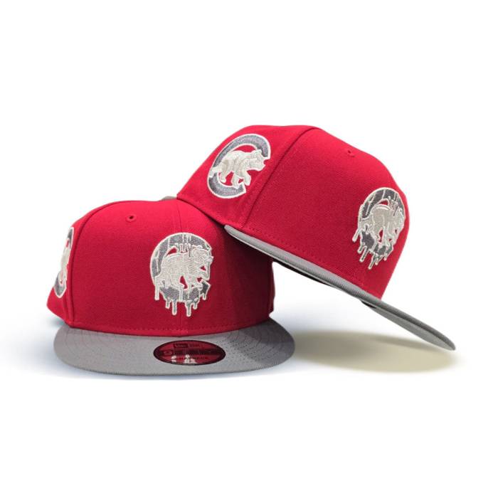 ニューエラ New Era 【 Red Chicago Cubs Paint Drip Logo Dark Gray Visor Gray Bottom Cubs Side Patch 9Fifty Snapback Unisex 】 Red 赤・レッド シカゴ カブス ロゴ gray 灰色・グレー・グレイ ズボン ボトムス Snapback スナ