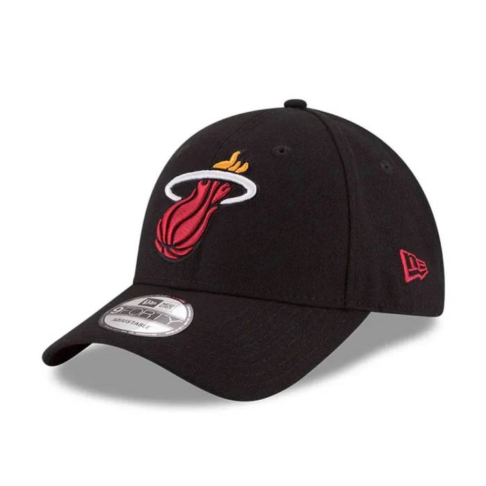 ニューエラ New Era 【 9Forty League Essential Miami Heat Black Cap Men 】 マイアミ ヒート 黒色 ブラック キャップ 帽子 メンズ 9,936円