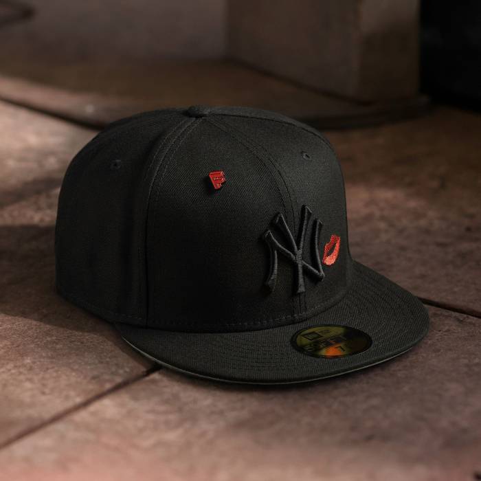 ニューエラ New Era 【 New York Yankees Mlb Black On Black Kissed Gray Uv / 59Fifty Cap Men 】 ヤンキース 黒色 ブラック gray 灰色・グレー・グレイ キャップ 帽子 メンズ
