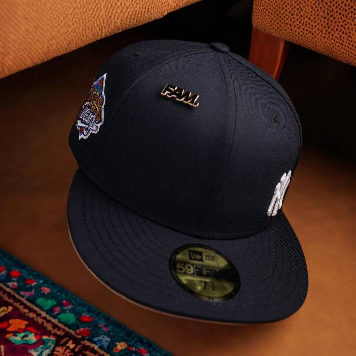 ニューエラ New Era 【 59Fifty Mlb Mini Logo New York Yankees Ws 99 Navy / Grey Uv Fitted Cap Men 】 ロゴ ヤンキース 紺色 ネイビー 灰色 グレー キャップ 帽子 メンズ|スニケス