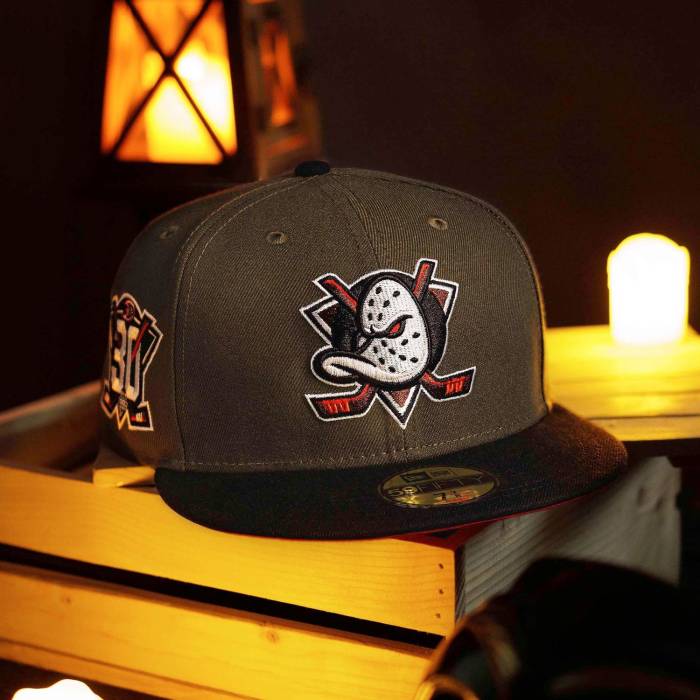 ニューエラ New Era 【 59Fifty Nhl Anaheim Ducks 30Th Anniversary Two Tone / Red Uv Fitted Cap Men 】 アナハイム ダックス Red 赤・レッド キャップ 帽子 メンズ｜スニケス