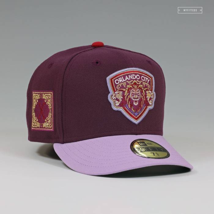 ニューエラ New Era 【 Orlando City S.c. Football Club 2024 Legacy Kit Inspired Fitted Cap Unisex Intense Maroon / Tulip Bloom / Sanguine Red 】 オーランド シティ フットボール クラブ legacy レガシー キャップ 帽子 ユニ｜スニケス
