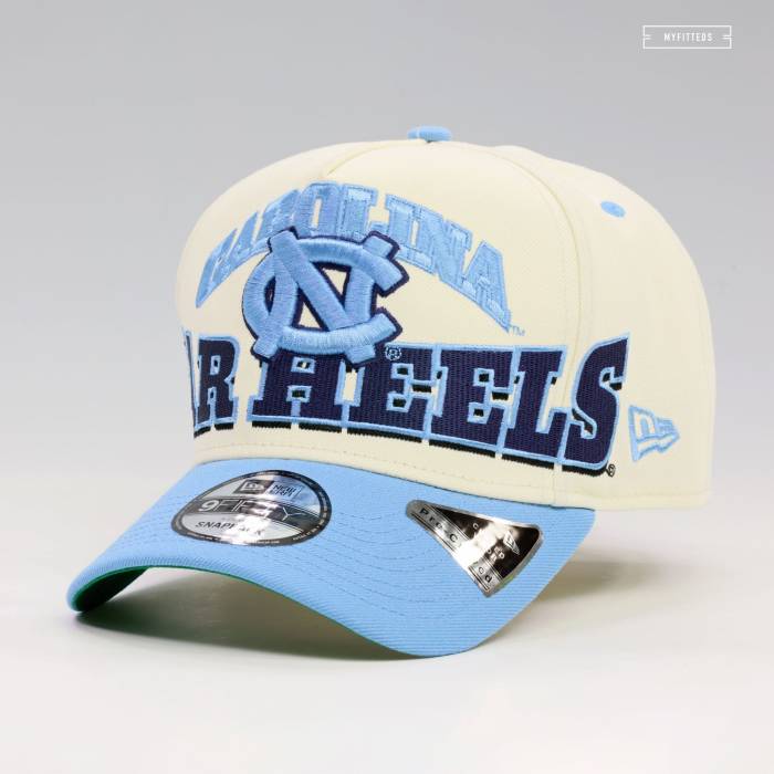 ニューエラ New Era 【 North Carolina Tar Heels March Madness Oversized 9Fifty A-Frame Snapback Hat Unisex Off White / Ultra Blue / Midnight Navy 】 ノース カロライナ マッドネス Snapback スナップバック バッグ ユニセック｜スニケス