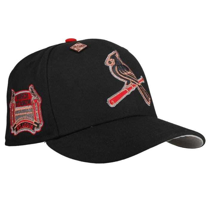 Newera 【 St Louis Cardinals Busch Stadium Black Cardinal Metallic 59Fifty Fitted Hat Unisex 】 カージナルス 競技場 黒いこと 黒いこと 枢機卿 ユニ一発やる