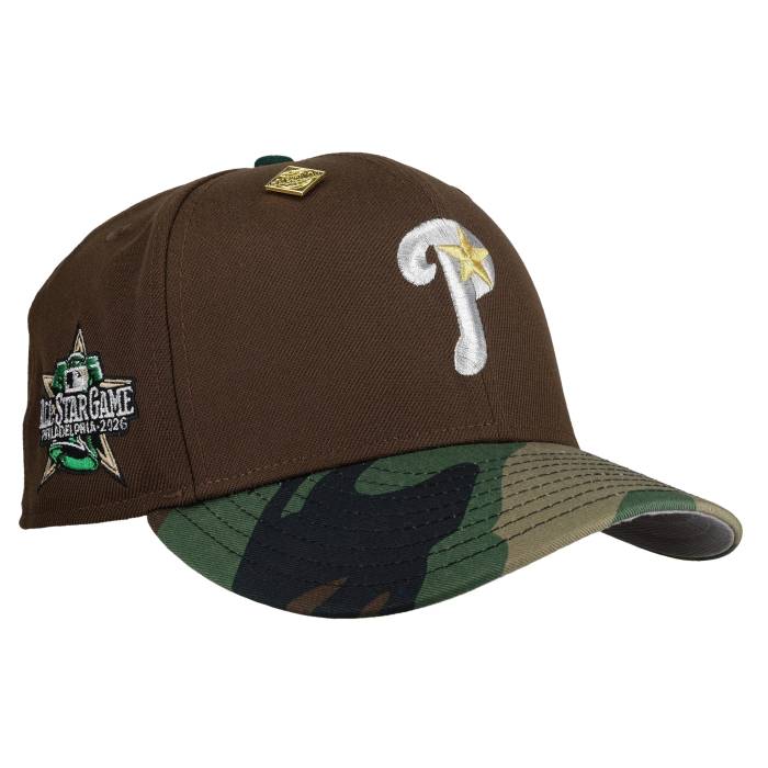 Newera 【 Philadelphia Phillies 2026 All Star Game Camo Metallic 59Fifty Fitted Hat Unisex Walnut Brown/Woodlawn Camo / Grey Undervisor 】 兄弟愛の都市 フィリーズ Game 取り組み 家鴨柄 ユニ一発やる 赤銅色 赤銅色 家鴨柄