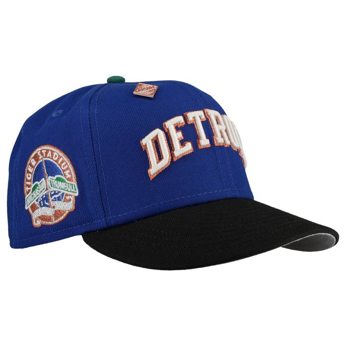 Newera 【 Detroit Tigers \"Tigers Stadium\"" Metallic 59Fifty Fitted Hat Unisex Blue/Black/Grey Undervisor/Black Sweatband 】 自動車の街 タイガース ユニ一発やる 青み 青色 黒いこと 黒いこと 薄墨色 薄墨色"