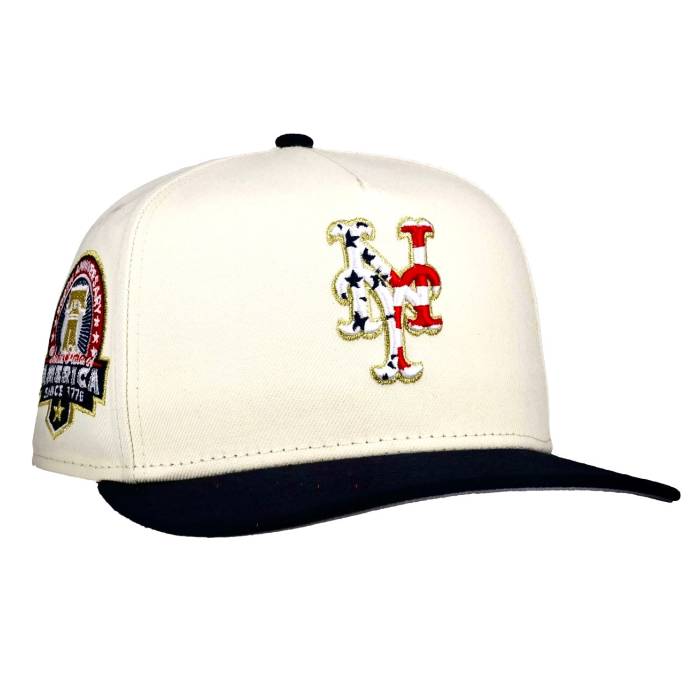 Newera 【 New York Mets Chrome Usa Off White/Navy 9Fifty A Frame Snapback Hat Unisex 】 メッツ Snapback スナップバック バッグ ユニセックス｜スニケス