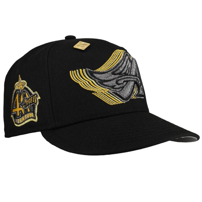 Newera 【 Anaheim Angels 40Th Season Black/Gold Metallic 59Fifty Fitted Hat Unisex Black / Grey Undervisor 】 アナ住み家 angels エンジェルス ユニ一発やる 黒いこと 黒いこと 薄墨色 薄墨色
