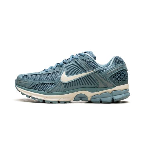 ナイキ ズーム "DENIM TURQUOISE" スニーカー メンズ NIKE ZOOM VOMERO 5 HF1553 400 /｜スニケス