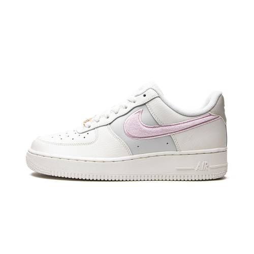 ナイキ 空軍 スニーカー レディース NIKE AIR FORCE 1 07 WMNS DQ0826 100 /