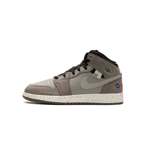 ナイキ ジョーダン ミッド エアジョーダン "NYC SUBWAY" ジュニア キッズ JORDAN AIR 1 MID GS FZ1209 001 / ベビー マタニティ スニーカー|スニケス