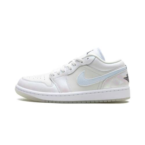 ナイキ ジョーダン "YEAR SNAKE" スニーカー レディース JORDAN 1 LOW SE WMNS OF THE HF4080 001 /｜スニケス