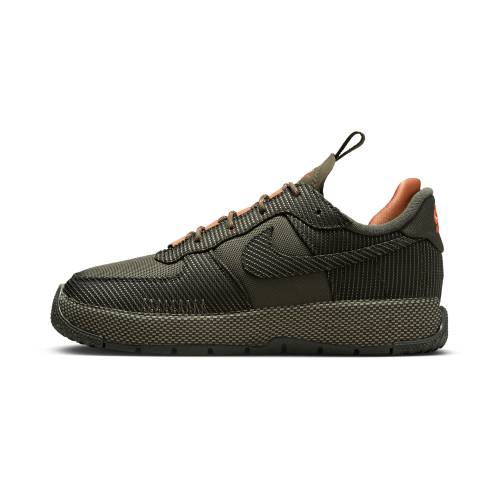 ナイキ ワイルド カーキ 空軍 \"CARGO SEQUOIA\"" スニーカー レディース NIKE AIR FORCE 1 WILD LOW WMNS KHAKI FB2348 302 /"
