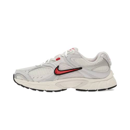 ナイキ "WHITE RED" スニーカー メンズ NIKE V5 RNR "WHITE/FIRE HJ5228 105 /｜スニケス